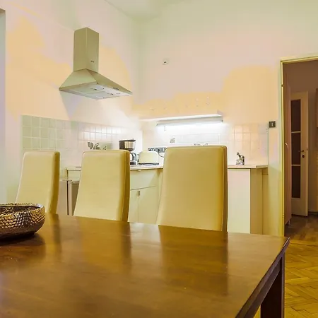 Superior Flat In The Center Lägenhet Prag